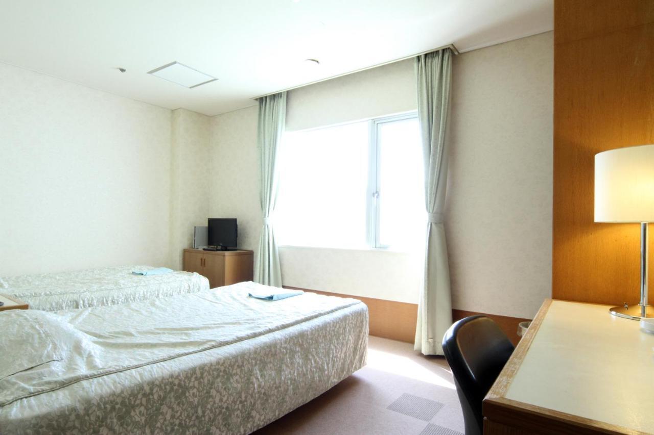 Hotel Hiroshima Sunplaza ภายนอก รูปภาพ